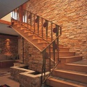 Варианты применения дагестанского камня как элемента экстерьера и интерьера дома